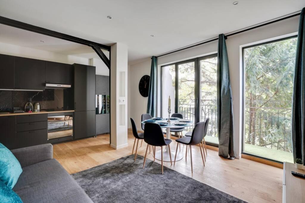 Suite Luxury Republique Paris Exteriör bild