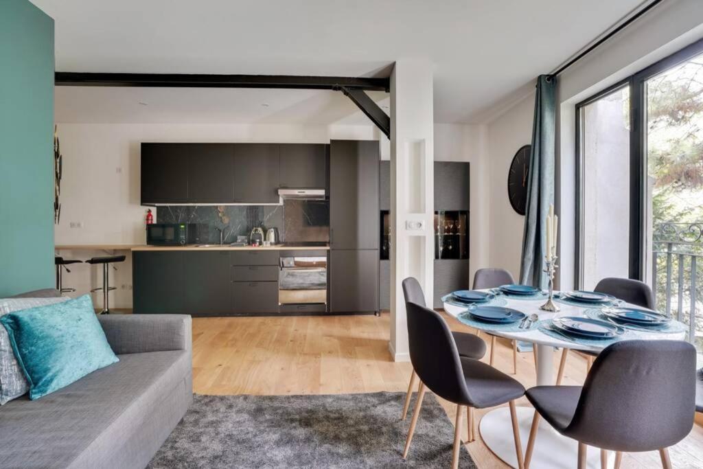 Suite Luxury Republique Paris Exteriör bild