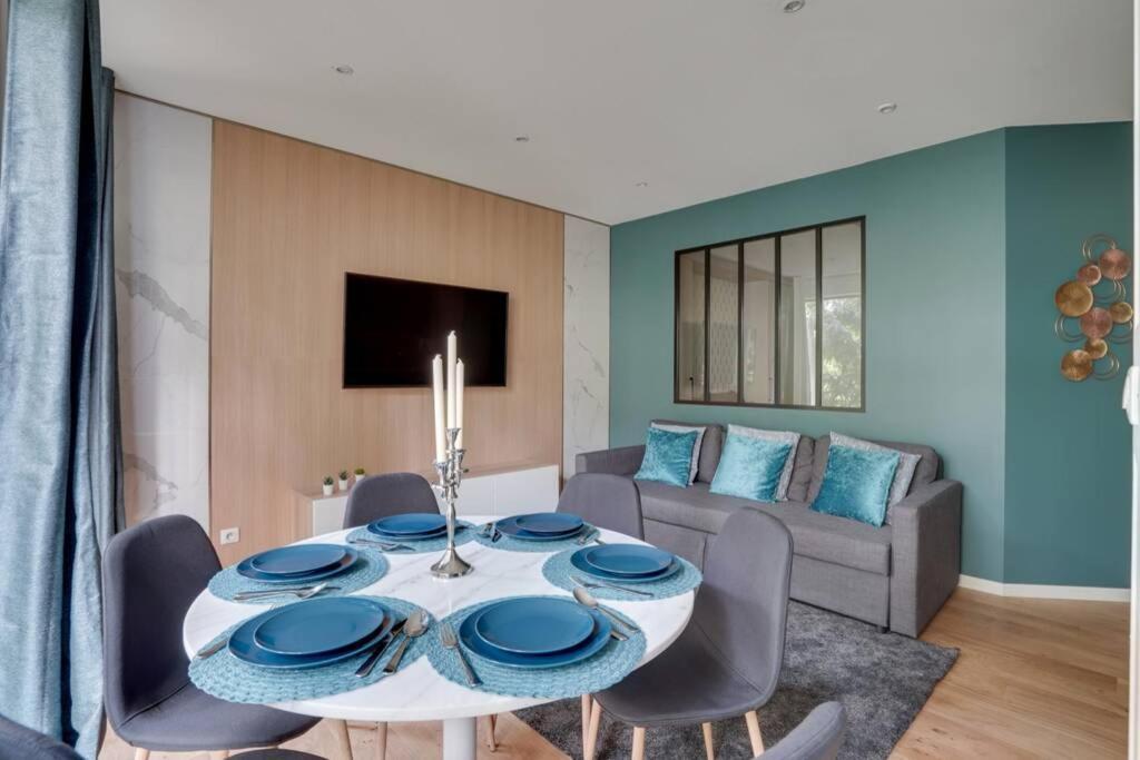 Suite Luxury Republique Paris Exteriör bild
